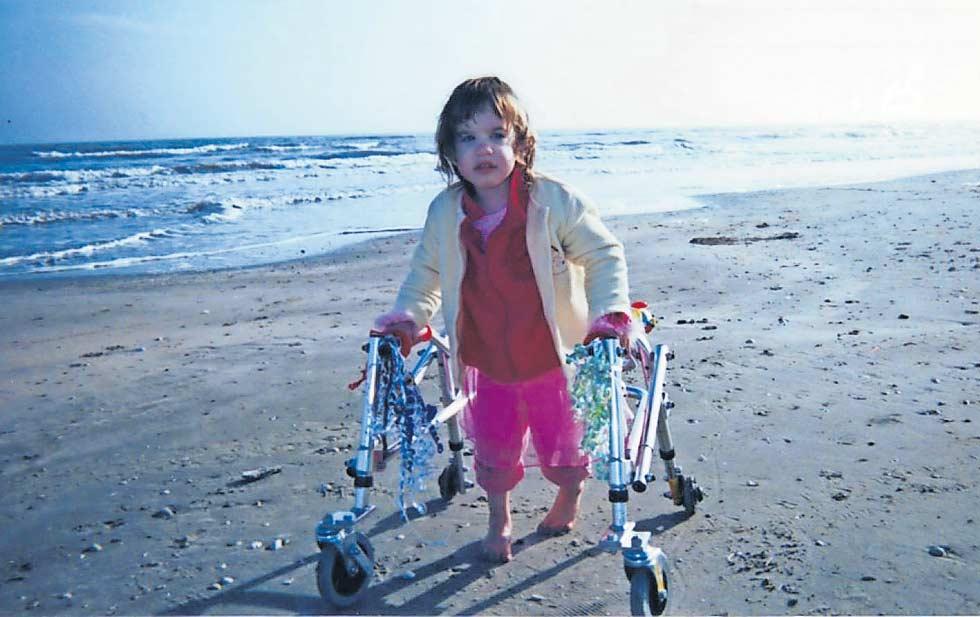 Kara Zartler padece parálisis cerebral y autismo severo