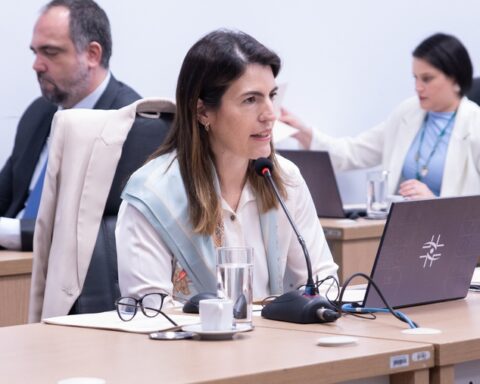 Reunión pública de la directoria colegiada de Anvisa en 2026